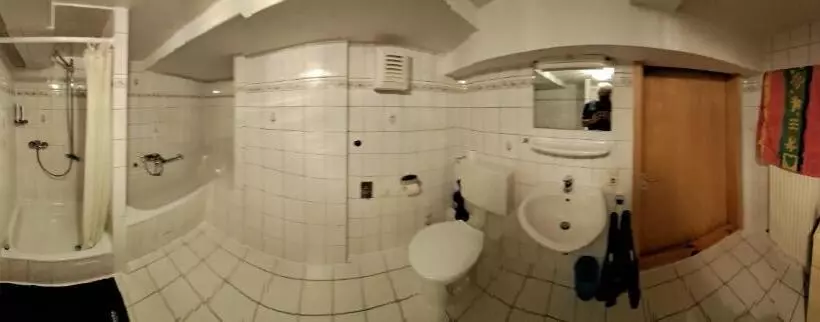 Majatalo Fewo Roturach