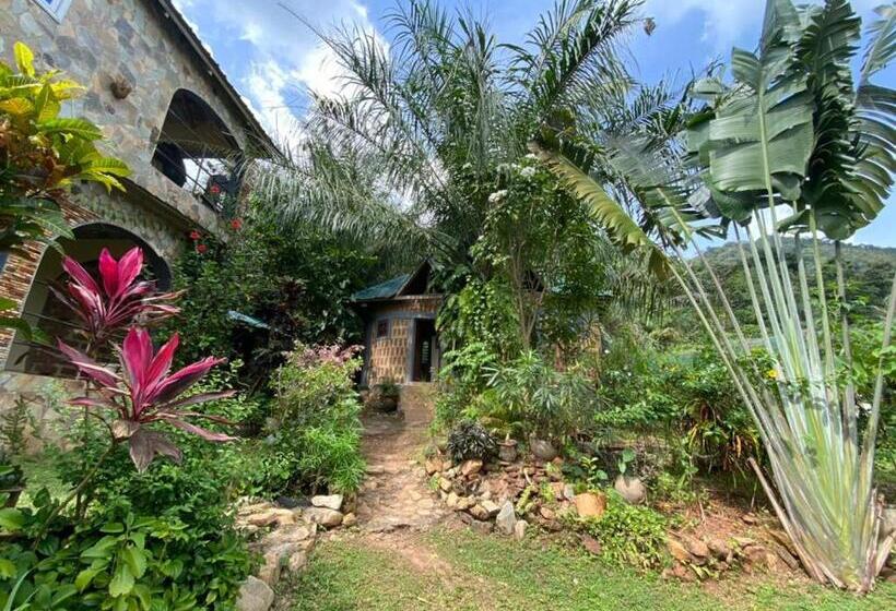 پانسیون Lodge Au Paradis Fleuri