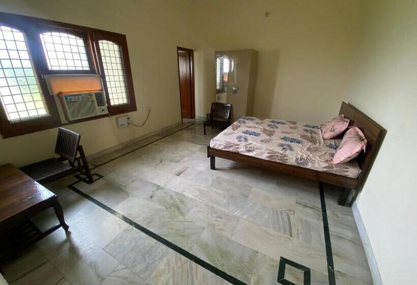 Pensão Rk Guest House Near Airport And Golden Temple