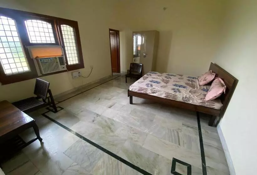 ペンション Rk Guest House Near Airport And Golden Temple