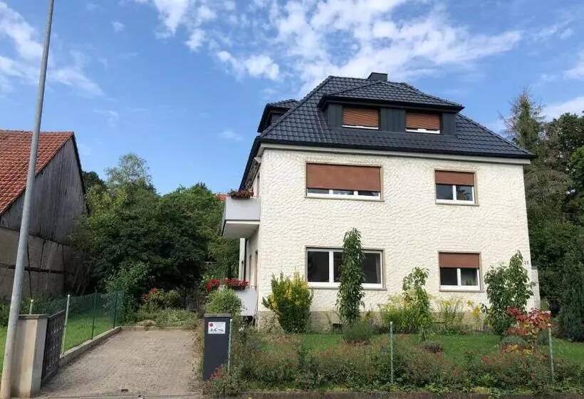 ペンション Rote Etage Im Ort Mainstockheim 2 Zimmer Mit Küche Bad Balkon