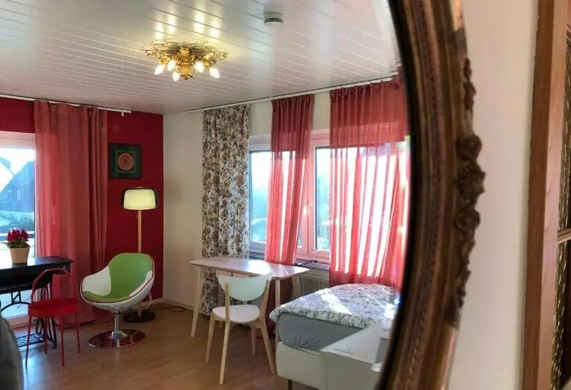 ペンション Rote Etage Im Ort Mainstockheim 2 Zimmer Mit Küche Bad Balkon