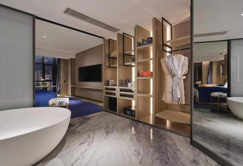 Vance Hotel   East Railway Station