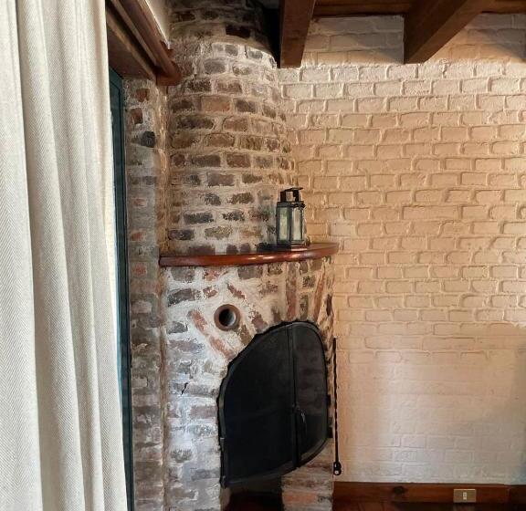 Vive En Un Castillo En Valle De Bravo