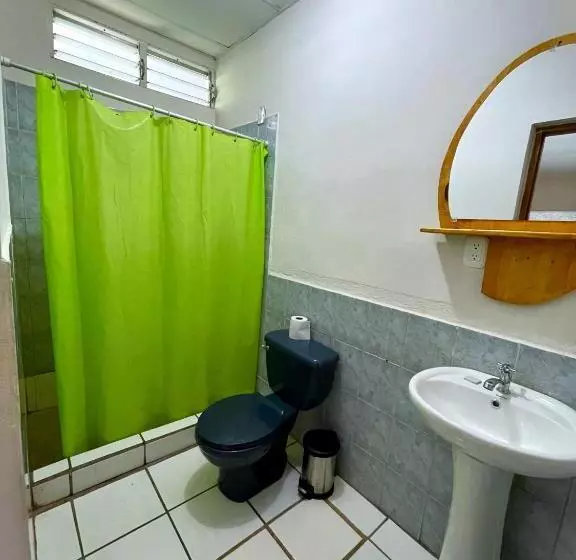 Retkeilymaja Hostal Namborus