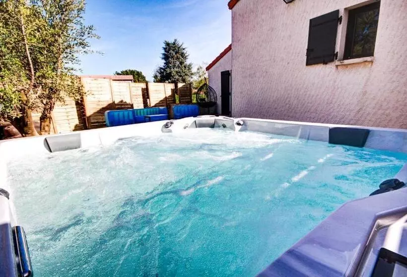 ベッドアンドブレックファースト Chambres D Hôtes Du Val D Asson