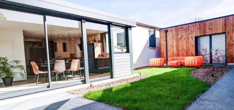 ベッドアンドブレックファースト Chambres D Hôtes Du Val D Asson