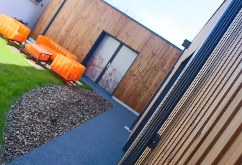 ベッドアンドブレックファースト Chambres D Hôtes Du Val D Asson