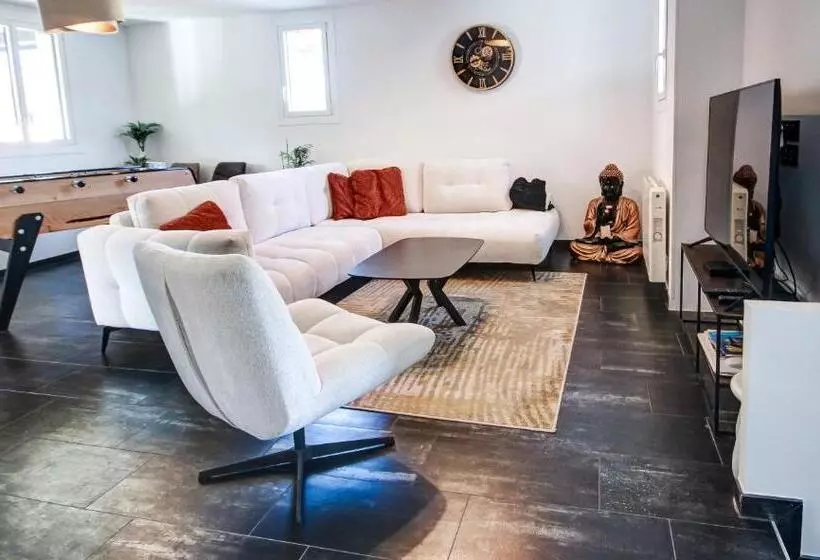 ベッドアンドブレックファースト Chambres D Hôtes Du Val D Asson