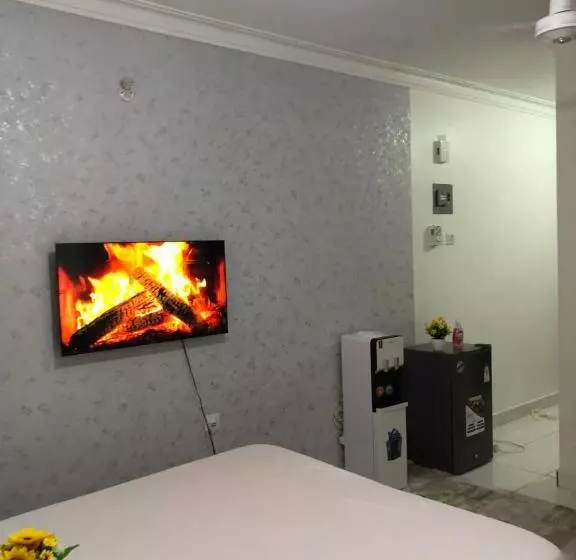 تختخواب و صبحانه Chillhaushomes