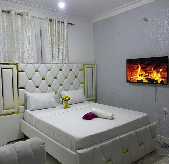 تختخواب و صبحانه Chillhaushomes