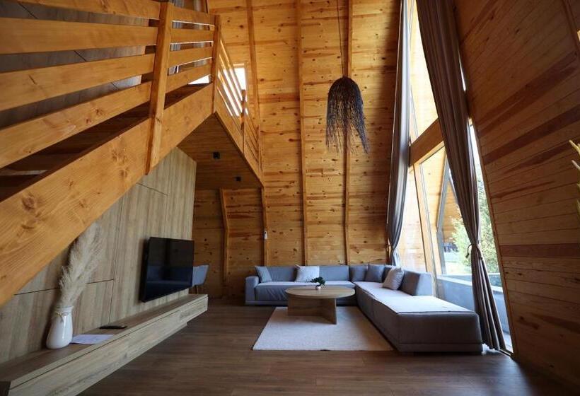 تختخواب و صبحانه Freskia Resort