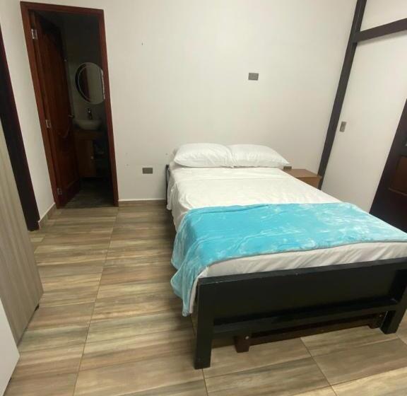 Eros Hostel & Brunch