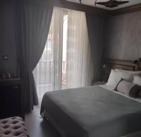 Göktürk Otel
