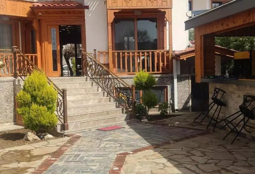 Göktürk Otel