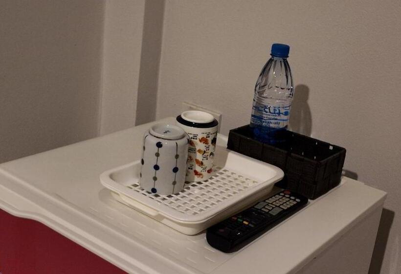 酒店 กัญญ่า เพลส Kanya