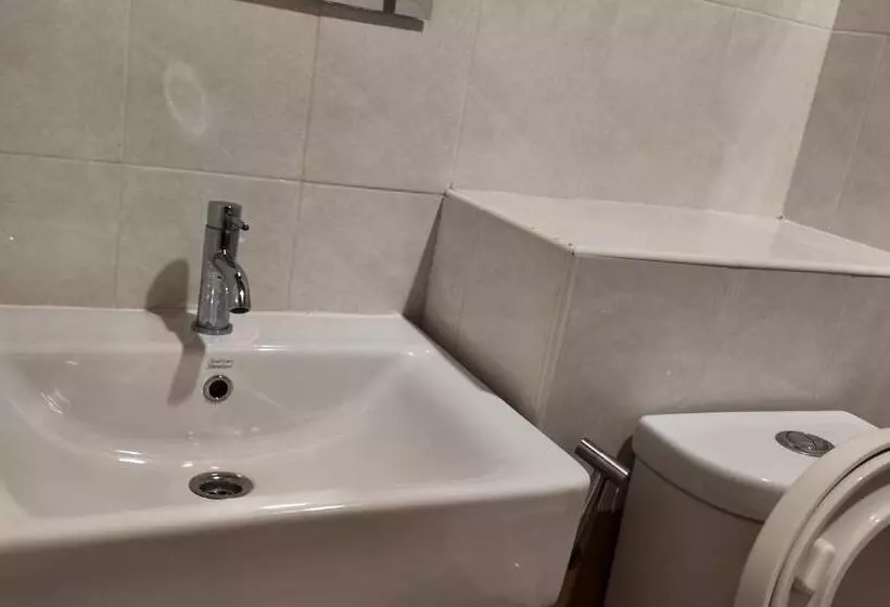 ホテル กัญญ่า เพลส Kanya