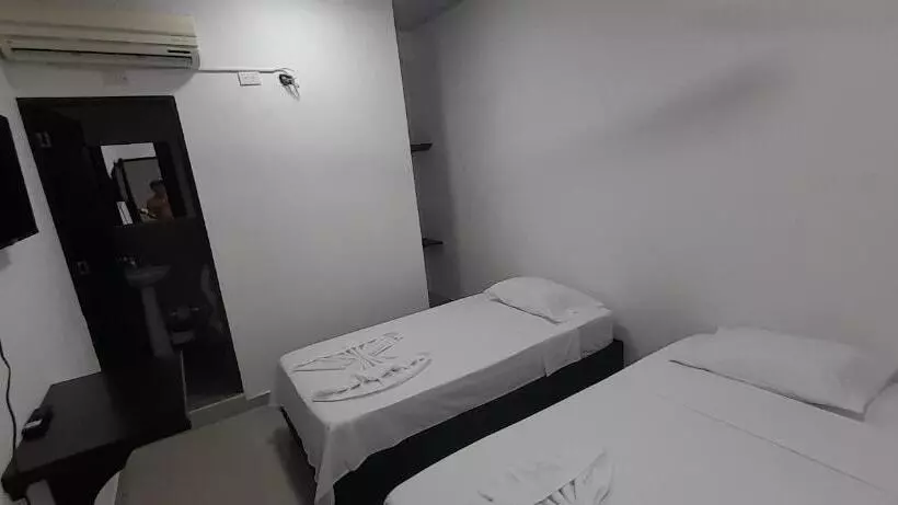 ホテル Apartado Real