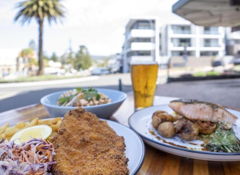 酒店 Beachside Budget Rooms