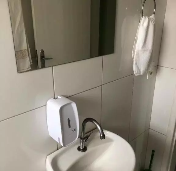 هتل Hostel E Pousada Londrina Rodoviária Centro Quartos Individuais Com Chave E Wi Fi