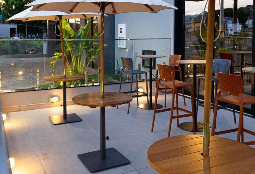 هتل Ibis Barra Do Garcas