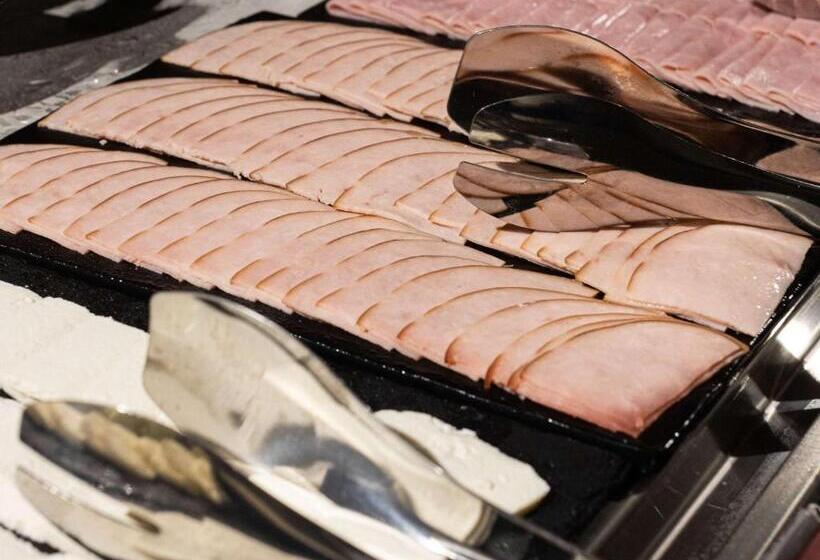 هتل Ibis Barra Do Garcas