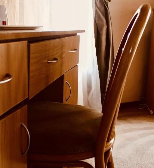 فندق Khutsong Lodge