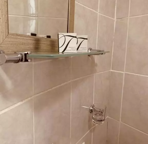 ホテル Khutsong Lodge