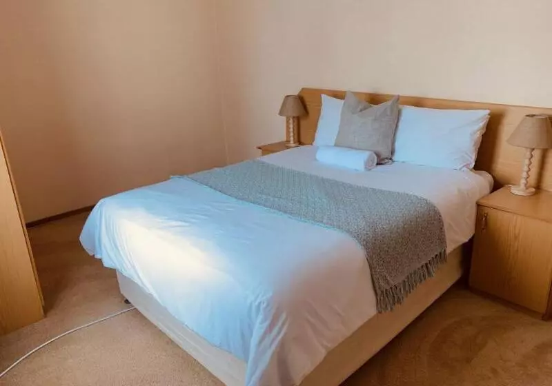 ホテル Khutsong Lodge