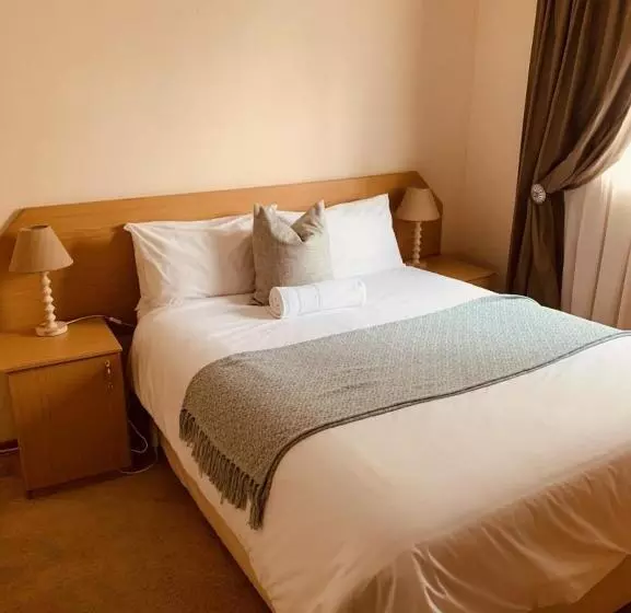 ホテル Khutsong Lodge