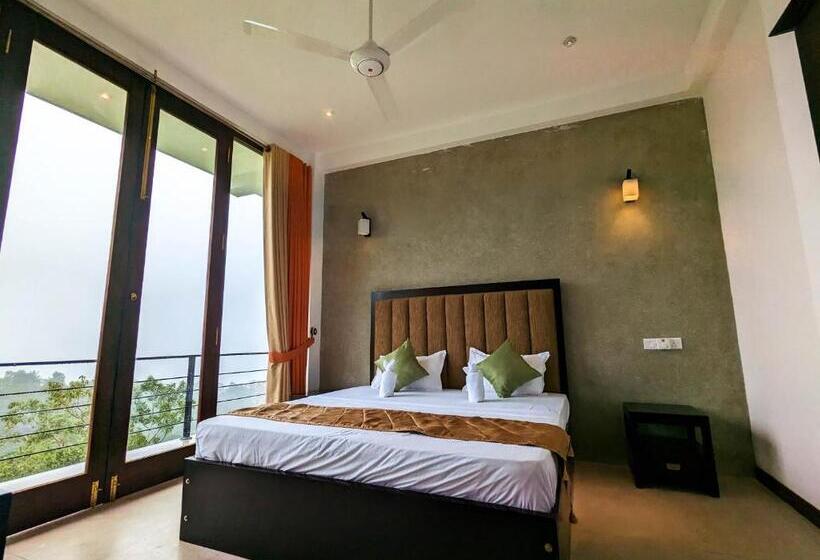 ホテル The Aurelia