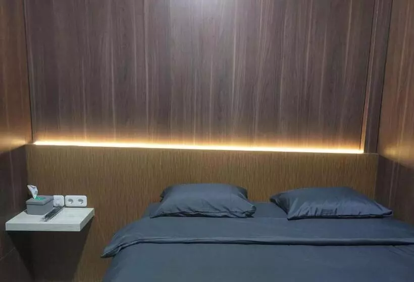 Otel V Quin