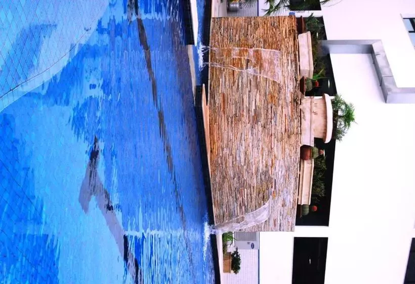 Hotelli Valentim Palace