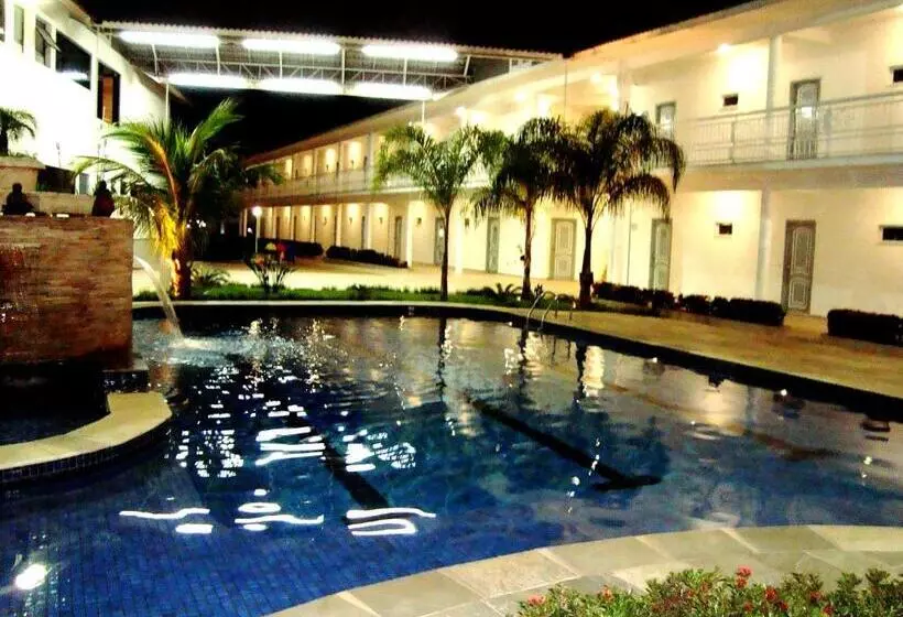 Hotelli Valentim Palace