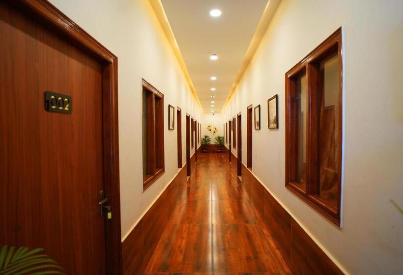 膳宿费 Apoorva Guest House