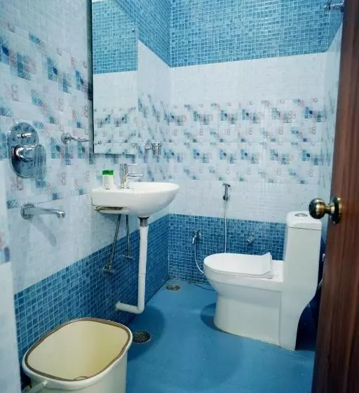 ペンション Apoorva Guest House