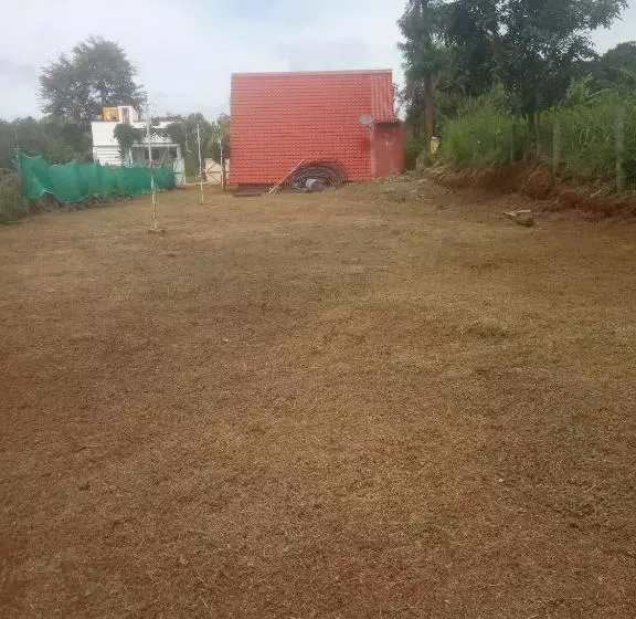 Majatalo Green Hut House