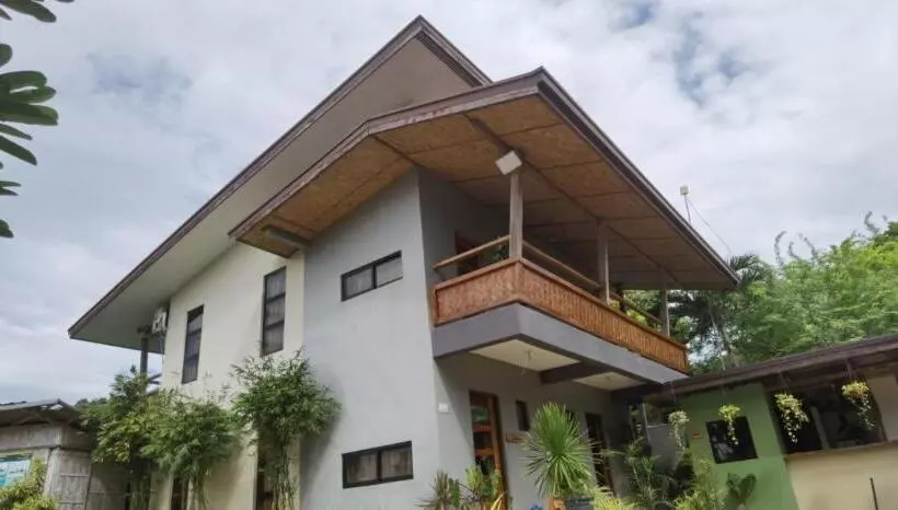 リゾートホテル Marelocca Beach House