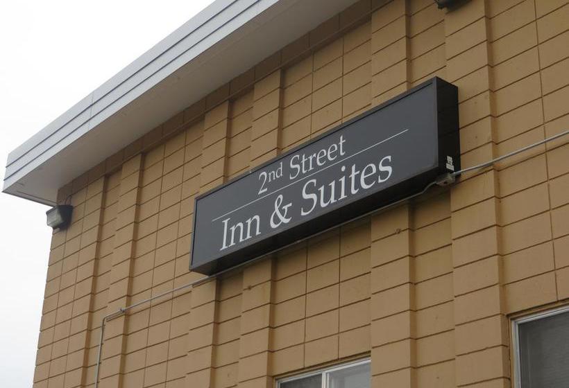 Отель 2nd Street Inn & Suites