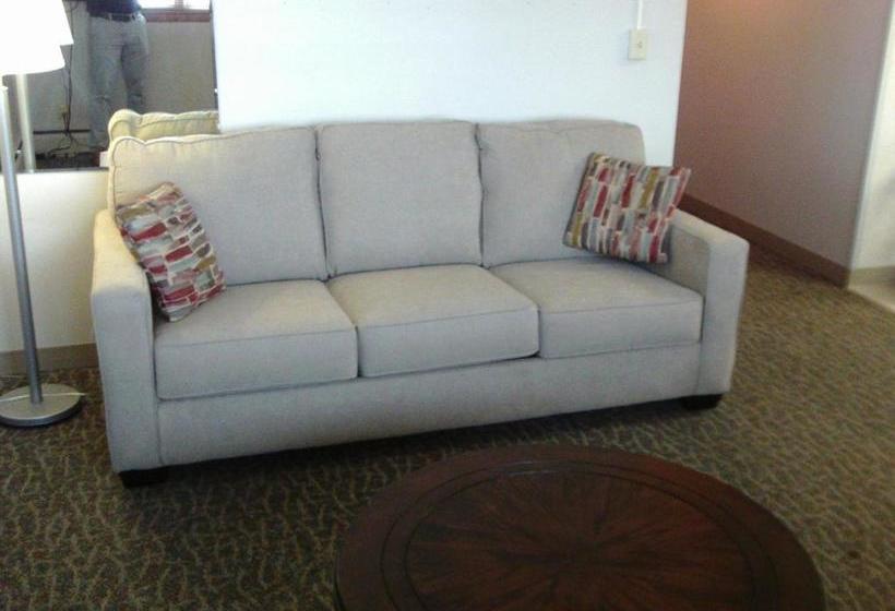 Отель 2nd Street Inn & Suites