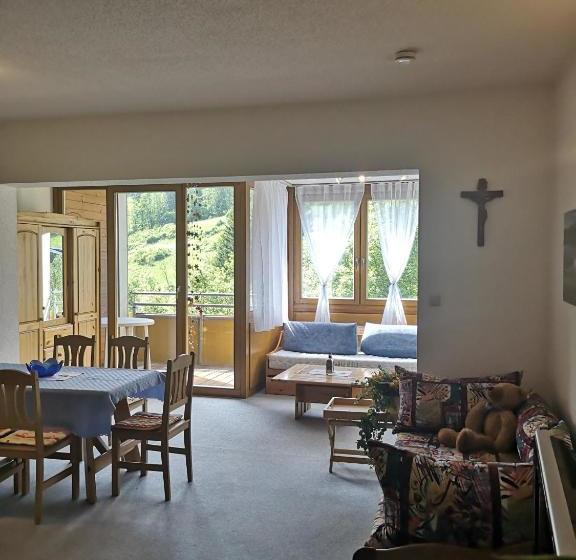 Hotelli Appartements Central