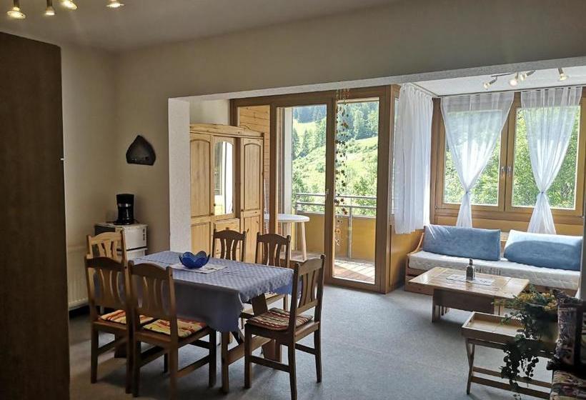 Hotelli Appartements Central