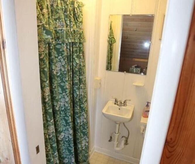 فندق Atlantic House Bed & Breakfast