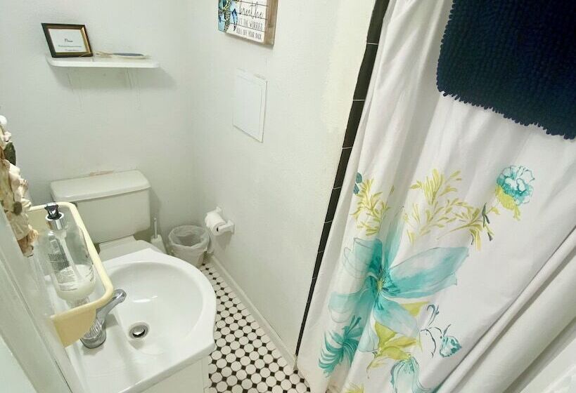 فندق Atlantic House Bed & Breakfast