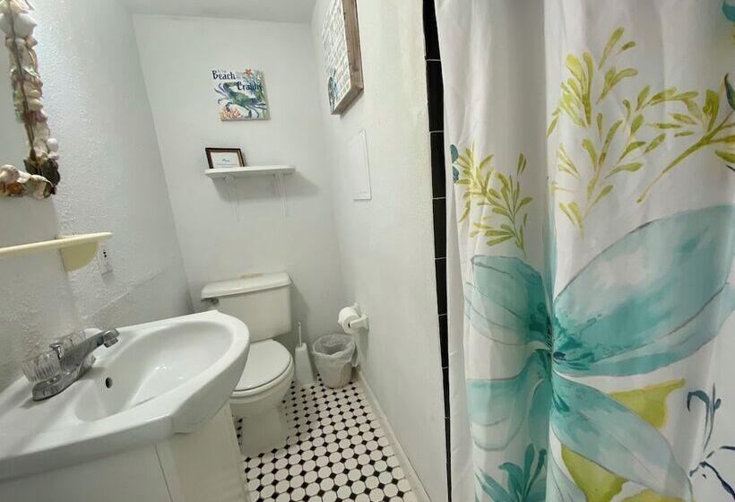 فندق Atlantic House Bed & Breakfast