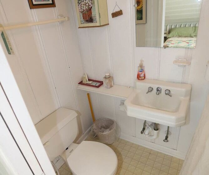 فندق Atlantic House Bed & Breakfast