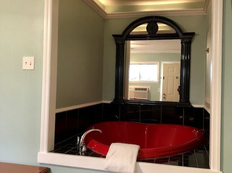 فندق Atlantis Inn   Tybee Island