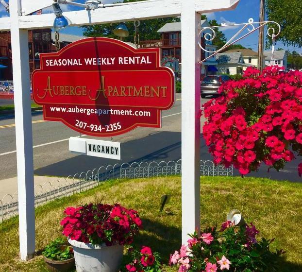 فندق Auberge By The Sea B & B