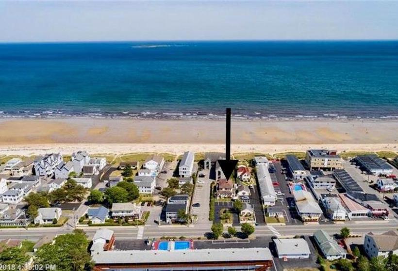 فندق Auberge By The Sea B & B