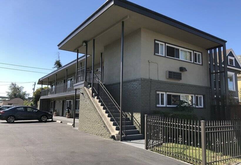 Отель Bay Bridge Inn Oakland